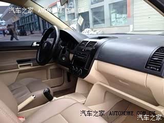 车子好开！外观说不上难看！后排空间略小！前悬挂偏低。