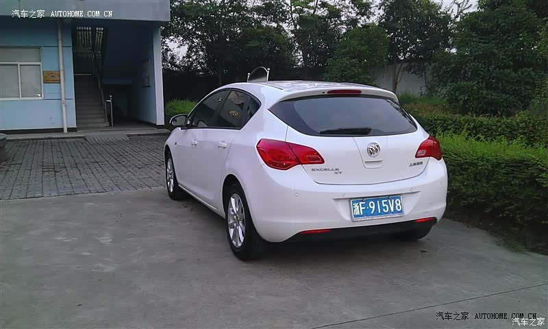 最好看的两厢车，优秀的操控，强劲的动力表现。