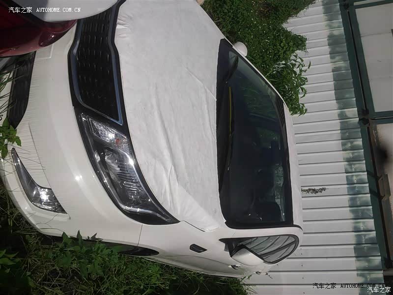 整体不错　就是车漆太薄　操控很好外观不错