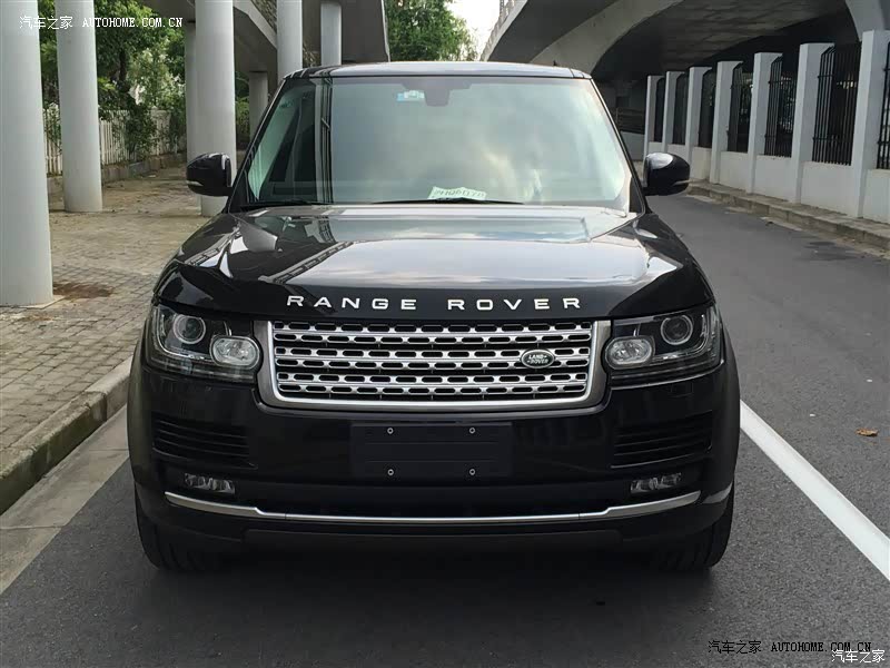 空间宽敞，视野良好，驾乘舒适，方向盘轻盈，外观霸气，动力尚可