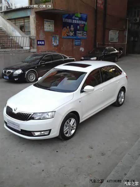 小巧灵活，动力随踩随到，外观低调实用性很强。