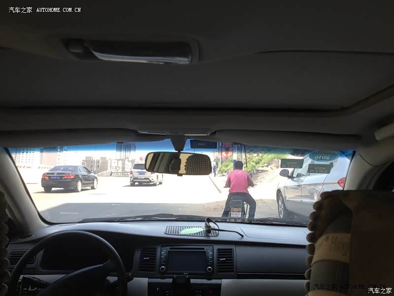 勉勉强强凑合吧，毕竟这个价位能买到就这车了