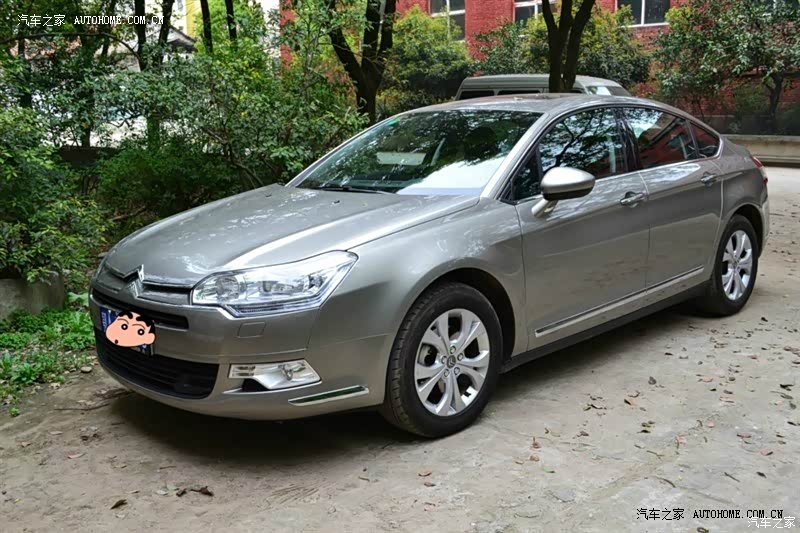 安全，舒适，油耗稍高。