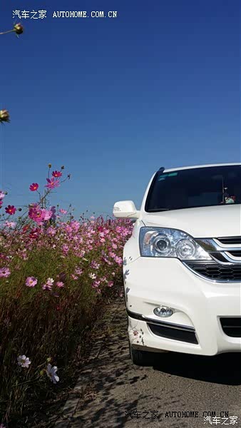 小毛病少、油耗低、方向稍沉、很适合家用城市代步的一部车。