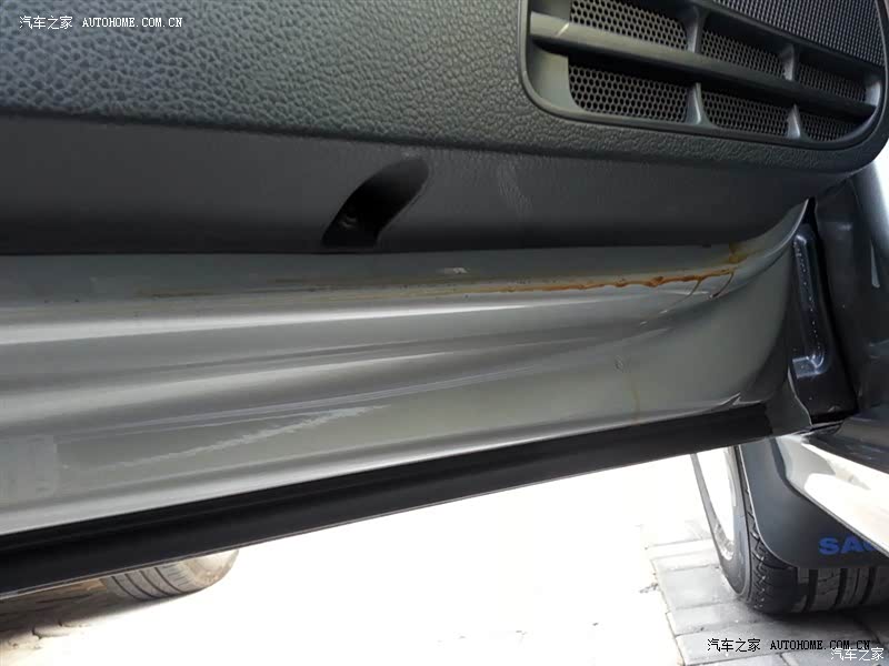 外观大气沉稳，空间宽敞够用，起步稍肉，行驶过程中加速动力不错