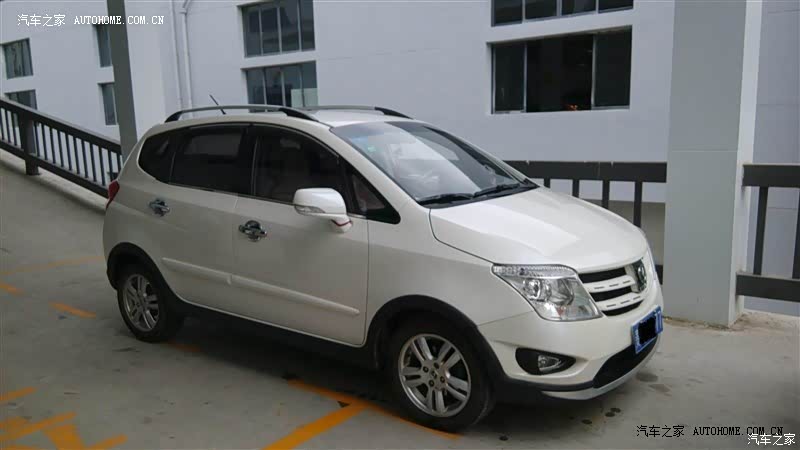 物有所值，能满足家用需求，室内空间较大，油耗偏高，还算满意