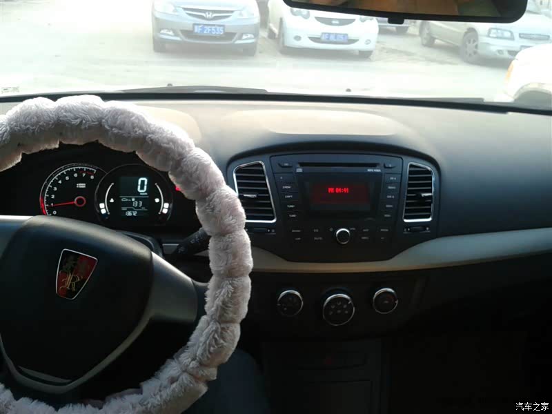 荣威350优点非常明显，总的来说是一辆好车。