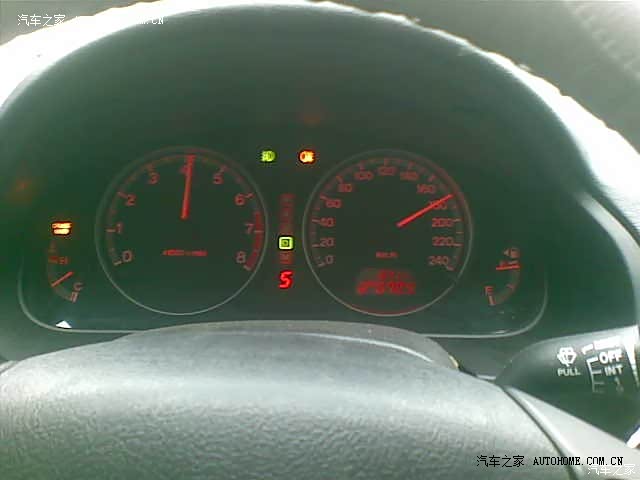 这个价钱能买到那么大的车当时也就只有它了。很不错。