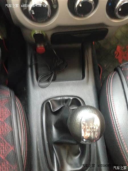 舒适性差 小毛病多 异响不断怠速偏高但只有这么多钱符合这个价位