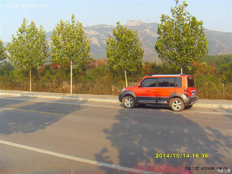 乘坐空间非常大，后备箱空间有点小，