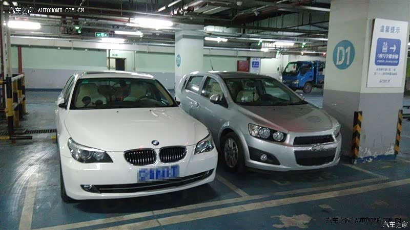 个性家用小车，性价比高，操控好，乘坐空间较大，油耗满意