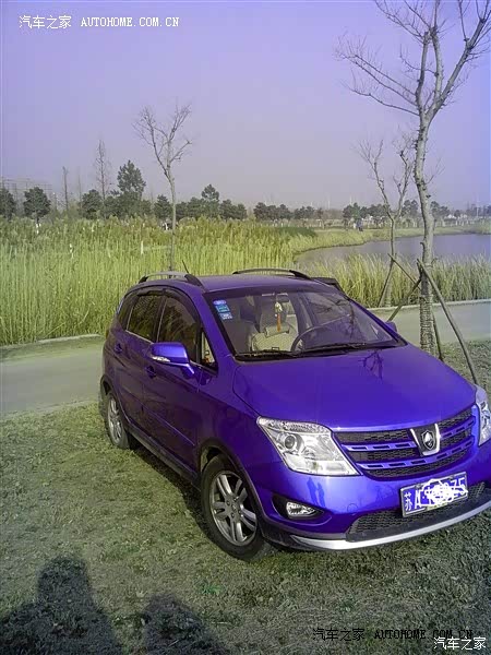 小车不小，代步很好，油耗不少，长途少跑，价格在这，要求别高。