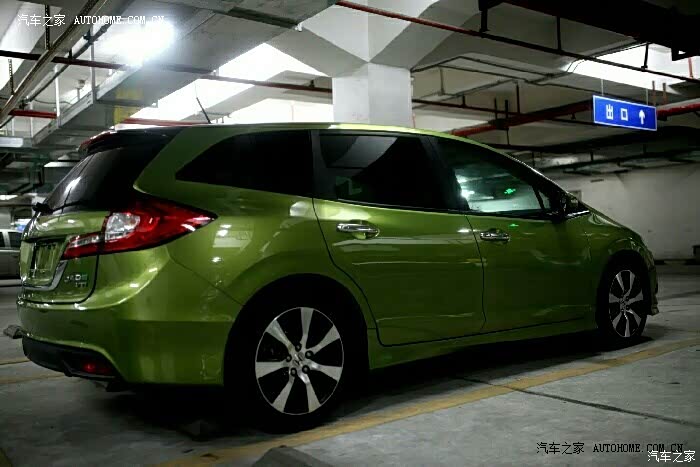 空间够大，省油