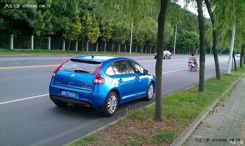 买菜车中的战斗机！