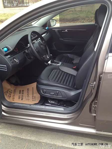 车子扎实沉稳又漂亮。