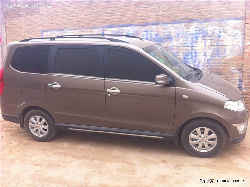 综合来说  这款车还算不错  