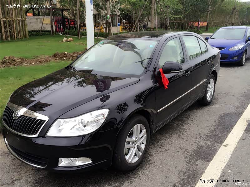 动力油耗都不错，配置中规中矩，不知能否顺便认证了？