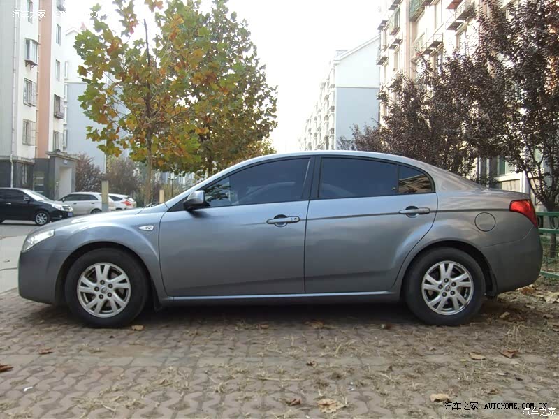 选择B50不后悔，家用很合适，除了油耗其他都满意，支持国产！