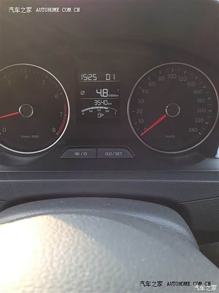 很不错！油耗低，操控可，安静，空间佳，值得买；部分减配不好。