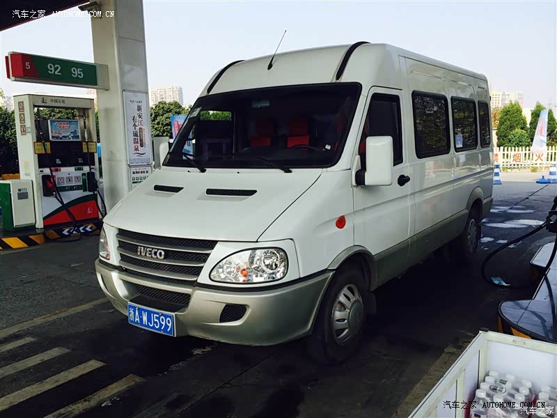 空间大，动力强，载货方便，性价比高。