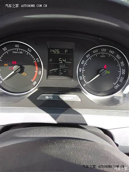 车子除了内饰和悬挂其他都很不错