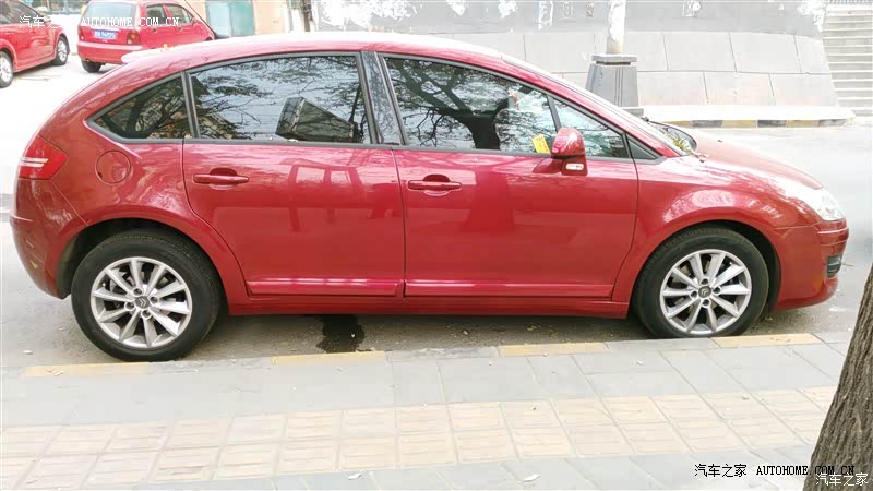 外观匀称，车内安静，动力偏弱，油耗偏高，底盘结实，转向精准