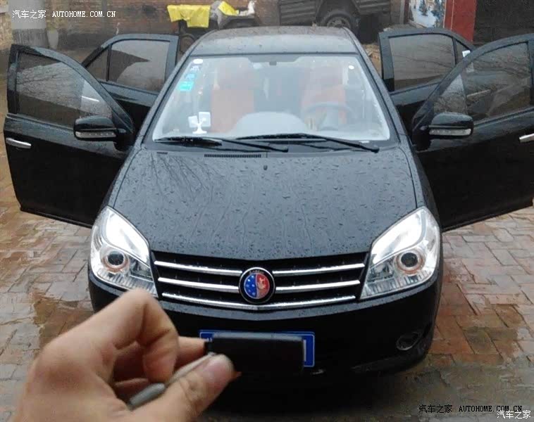 金刚二代价格便宜 外观大气 空间大 性价比高 就是发动机噪音大点