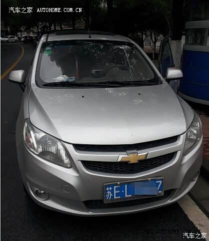 平时上下班代步真的很实惠耐用，舒适性是差了不少