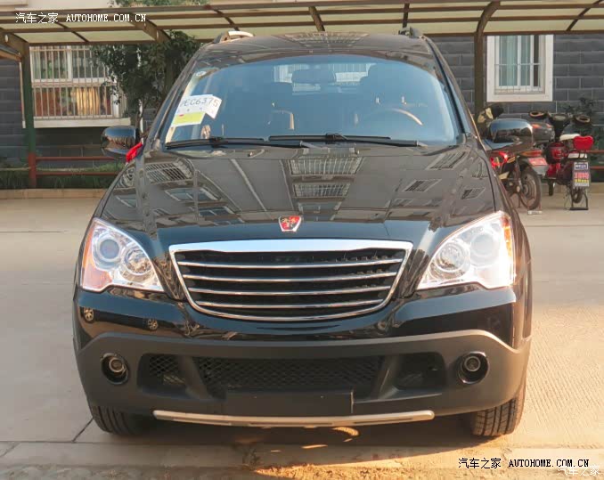 外观大气，稳重，操控性较好，空间大，乘座舒适，