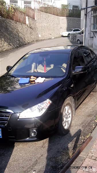 B50皮实耐用，操控很好，空间不错，油耗偏高。