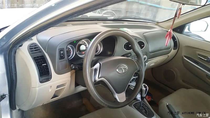 新手易驾驭，不能有过分要求，整体中规中举，这车也没亏待大家