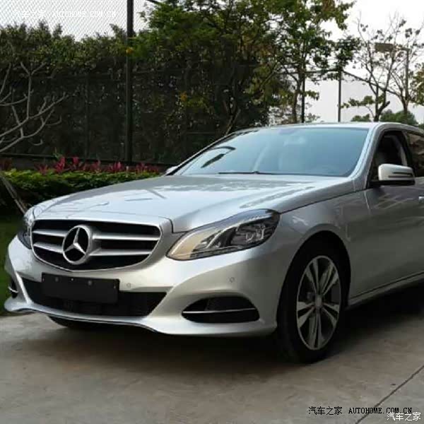 空间大，外观美，内饰简洁时尚高档，座椅舒服