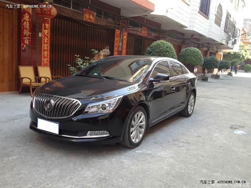 一辆豪华感、科技感非常强的越级车。