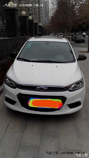 初次购车，开着很舒适，操控稳！！！非常满意！~！