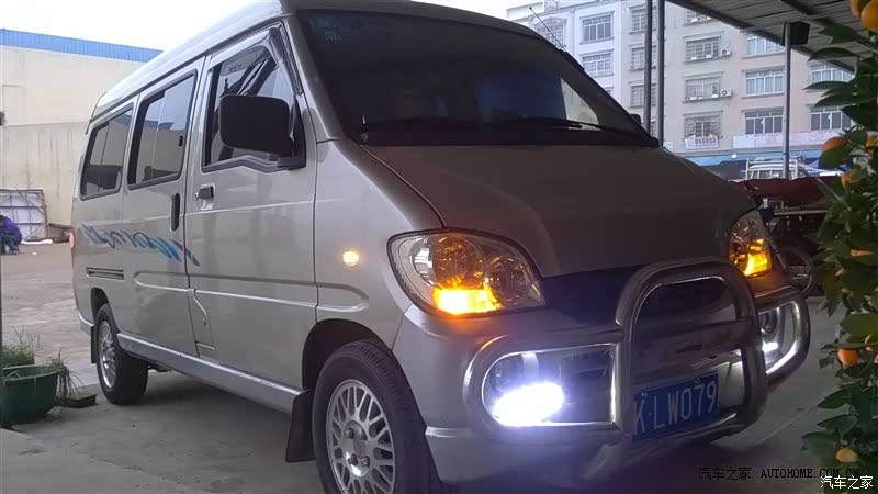 出门不怕风吹雨淋，载人载货都相当给力，是不错的选择