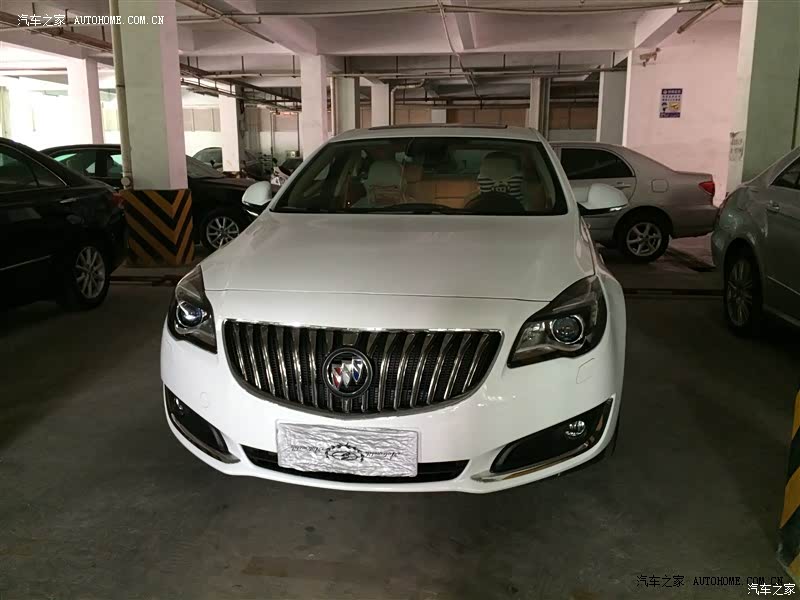 2.4豪华版的配置同级中优势明显，操纵性不错，变速箱反应迟钝。