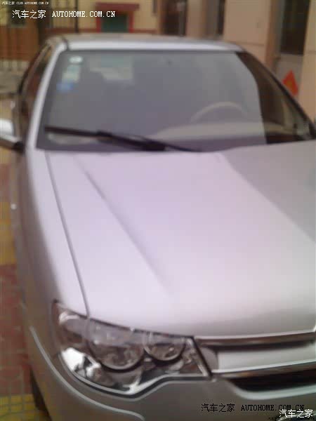 上班一族家用够用了，性价比不错的车，偶尔跑个长途也能胜任。