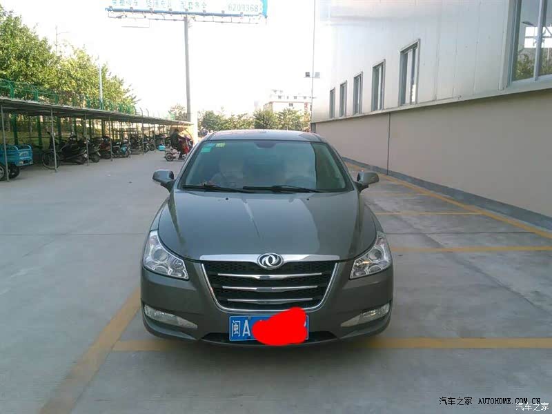 油耗合理，操控性上佳，舒适性欠缺，车身异响问题伤脑筋