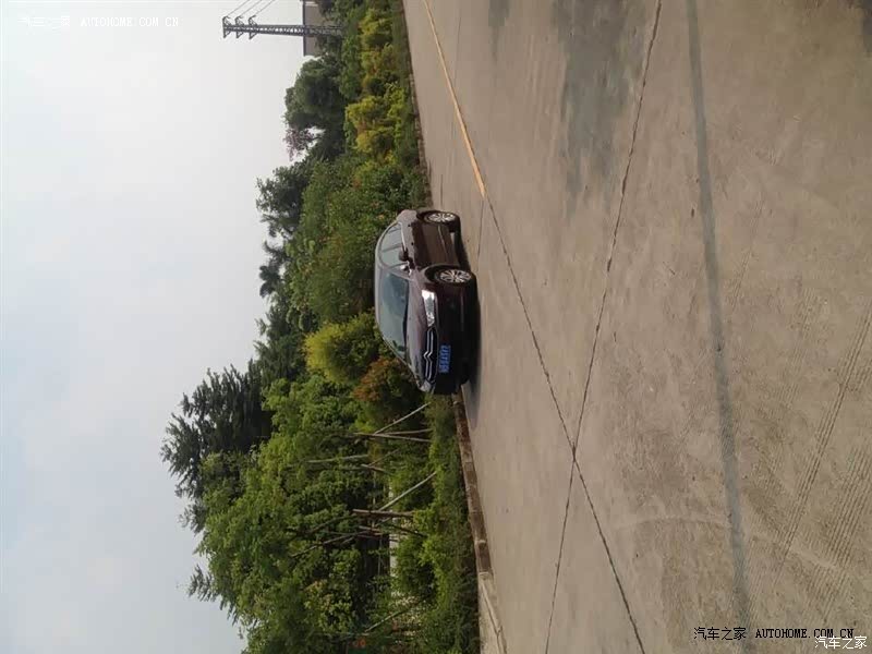 外观漂亮颜色也亮就像穿了一件很合身的衣服一样，怎么看怎么喜欢