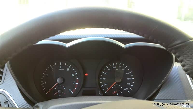 外观大气，空间宽敞，配置高，作为一款居家用车很好