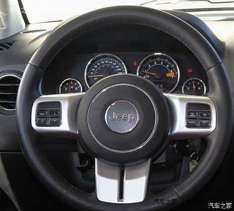 刹车效果惊人，曾经避免过车祸，印象很深刻。