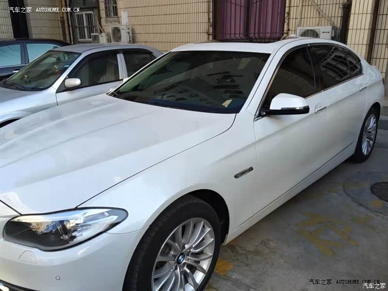 很喜欢这车。开着很棒。什么都很好，就是没有加装舒适座椅很不爽