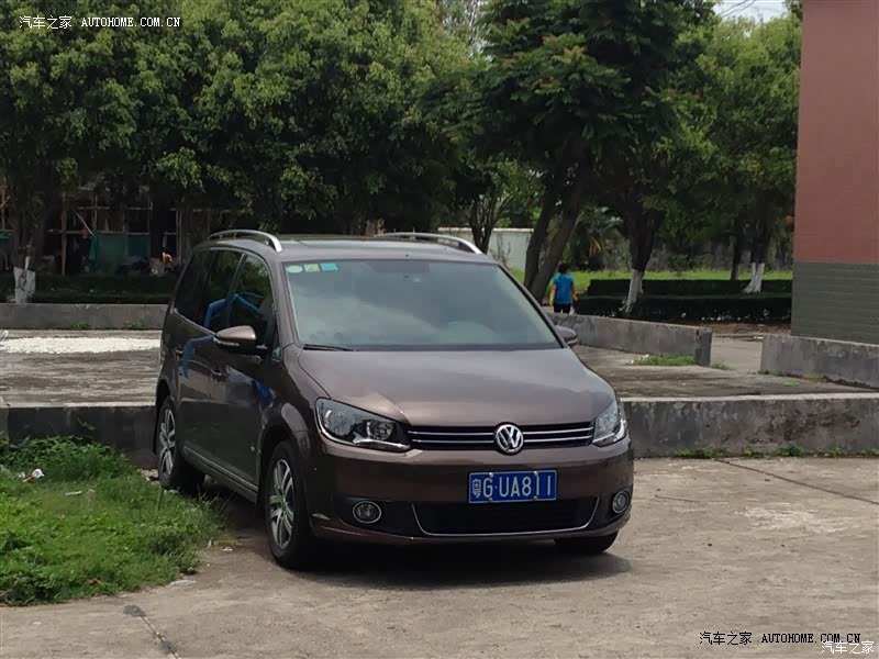 就是左前轮有点松垮的金属异响（没去检查过），其它总体满意。