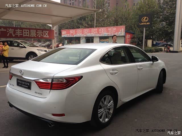 40万左右性价比较高的中大型轿车，做工品质无可挑剔