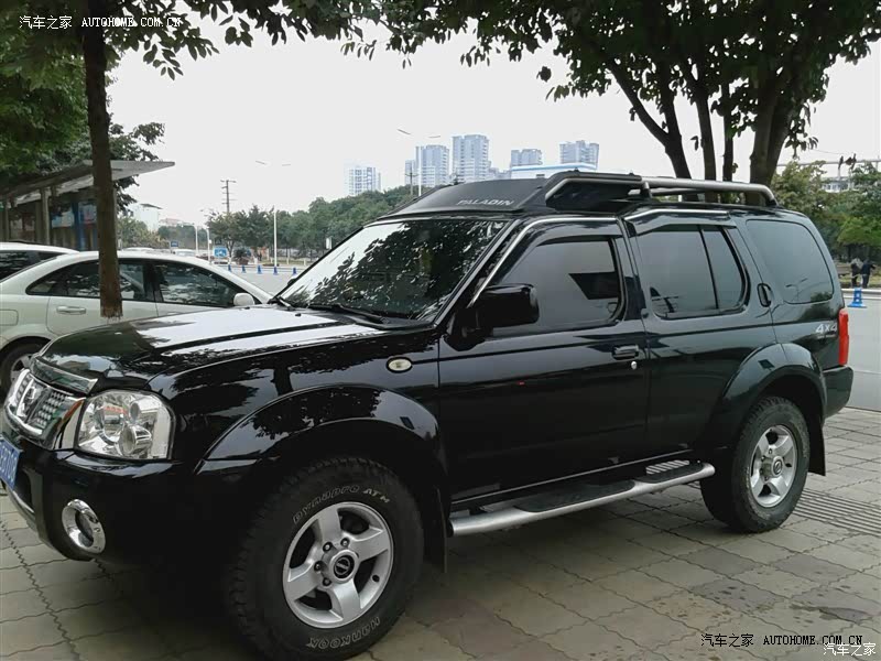 车型紧凑结实，超控感好，底盘高，视野开阔！