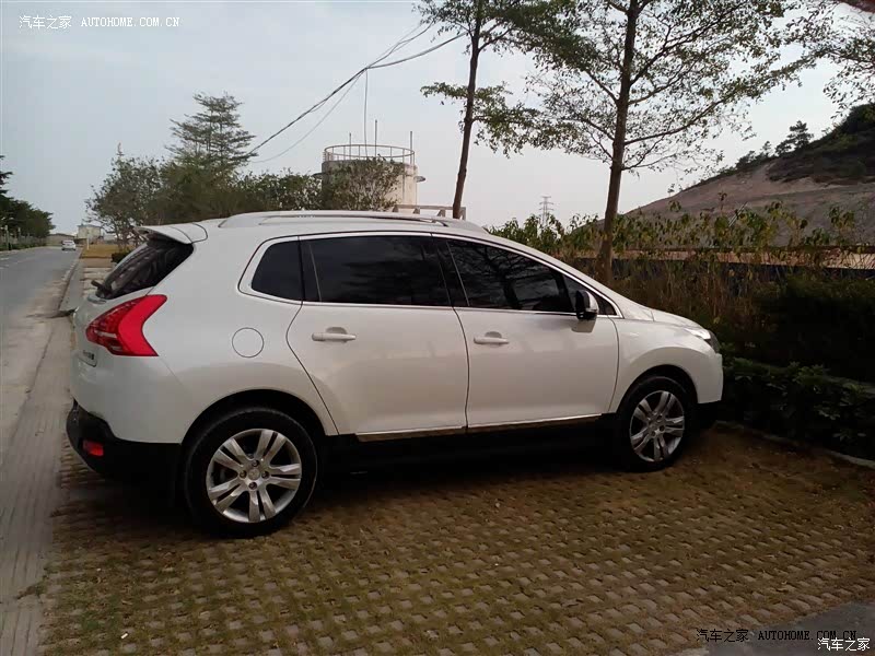 内饰优良，做工精细，动力强。性价比高。非街车。总体很满意。