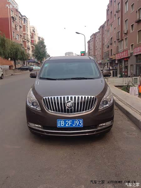 宜商宜家，大气实用，舒适性极高，油耗略高，动力够用