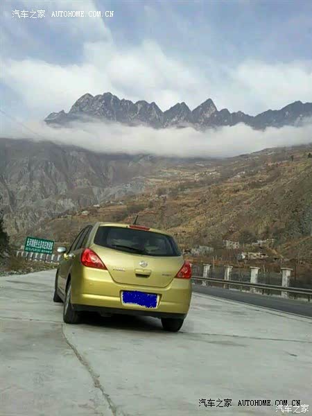 空间大 同级车里油耗低 驾驶轻松 视线好 乘坐舒服 噪音小 皮实