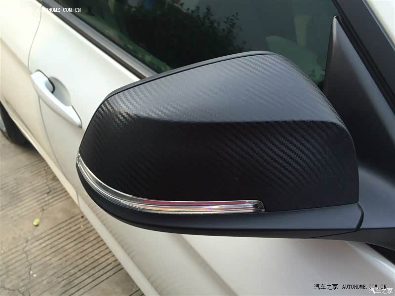 跑车外观，无框车门，拉风！动力充沛，提速迅速，回头率很高哦~