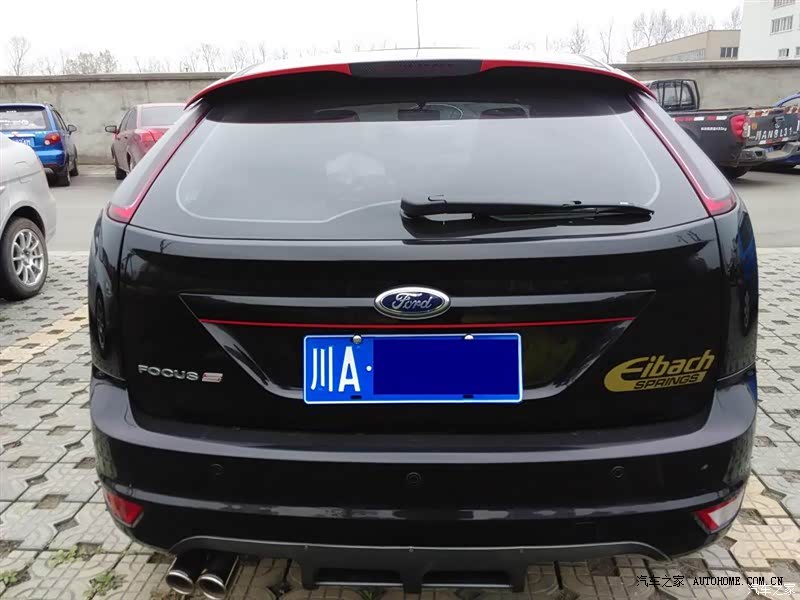 操控精准 底盘稳 提速迅猛 噪音略大 油耗正常